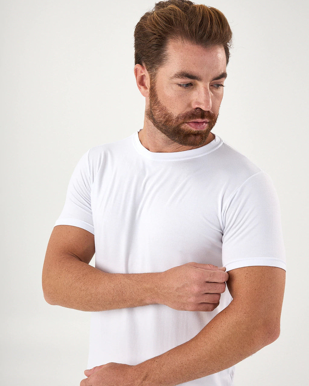 Kit 5 Camisetas Básicas + 3 Bermudas Masculinas